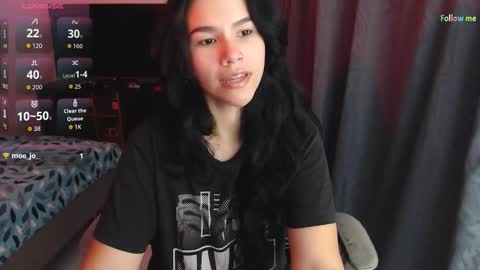 Snapshot of sky_lover_ chatting on 09-29-25, 10:09 Sky online show from 09-29-25, 10:09