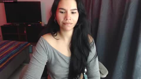 Snapshot of sky_lover_ chatting on 10-17-25, 09:56 Sky online show from 10-17-25, 09:56