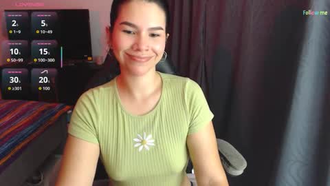Snapshot of sky_lover_ chatting on 10-26-25, 10:10 Sky online show from 10-26-25, 10:10