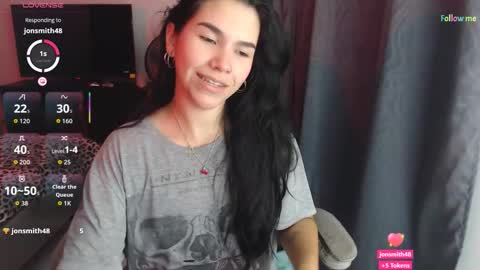 Snapshot of sky_lover_ chatting on 11-17-25, 09:37 Sky online show from 11-17-25, 09:37