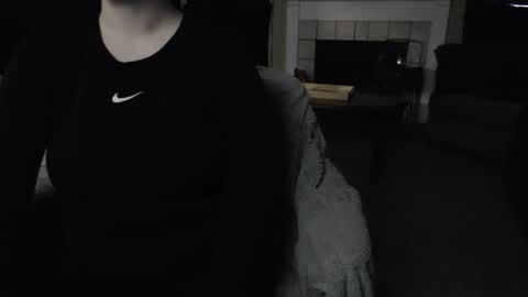 SKYLE   online show from 04-19-26, 07:49