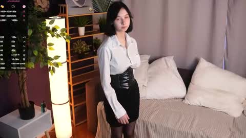 Melissa online show from 10-30-25, 04:03