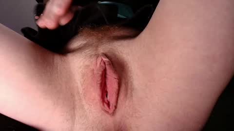 Snapshot of skyewatson chatting on 11-23-25, 07:57 Skye Watson online show from 11-23-25, 07:57