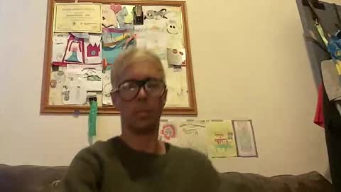 Snapshot of skyfly333 chatting on 03-17-26, 04:32 IAN HARD online show from 03-17-26, 04:32