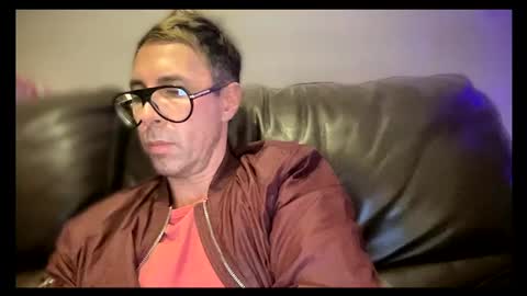 IAN HARD online show from 06-17-26, 03:57
