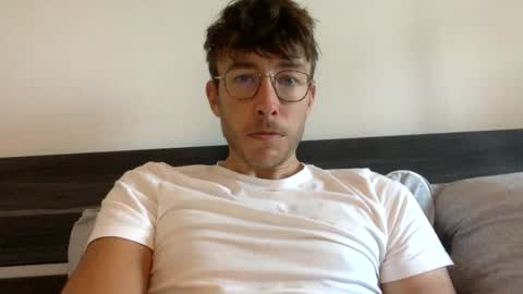 Snapshot of skyisthelimit1995 chatting on 11-30-25, 08:51 skyisthelimit1995 online show from 11-30-25, 08:51