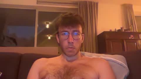 skyisthelimit1995 online show from 06-11-26, 08:51