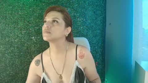 skylar__desire online show from 10-04-25, 01:42