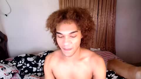 skyla online show from 10-14-25, 02:23