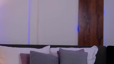 SkylarSpark online show from 10-04-25, 08:07