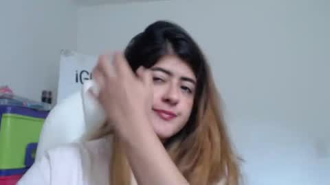 Snapshot of skyler1195 chatting on 12-26-24, 06:12 Skyler online show from 12-26-24, 06:12