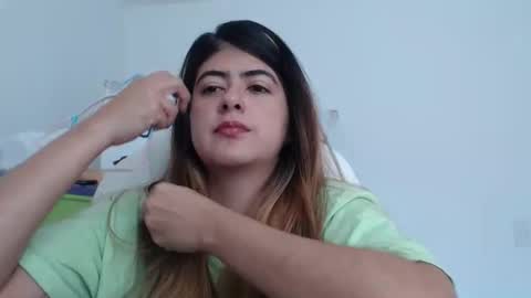 Snapshot of skyler1195 chatting on 01-08-25, 05:37 Skyler online show from 01-08-25, 05:37