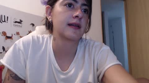 Snapshot of skyler1195 chatting on 01-17-25, 11:29 Skyler online show from 01-17-25, 11:29