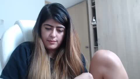 Snapshot of skyler1195 chatting on 01-24-25, 05:53 Skyler online show from 01-24-25, 05:53