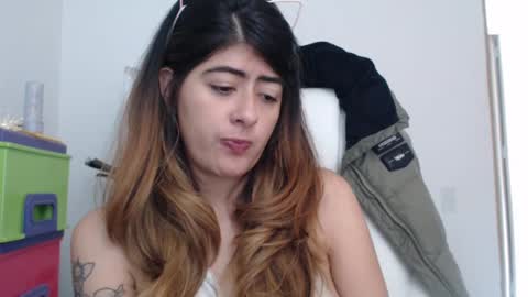 Snapshot of skyler1195 chatting on 02-07-25, 06:34 Skyler online show from 02-07-25, 06:34