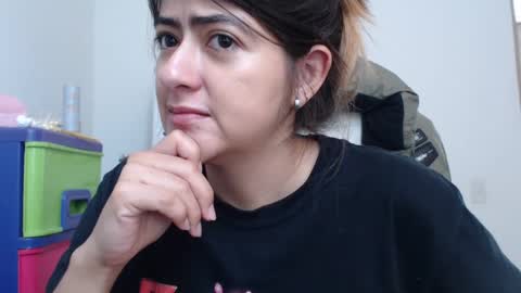 Snapshot of skyler1195 chatting on 02-08-25, 05:29 Skyler online show from 02-08-25, 05:29