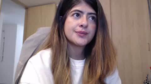 Snapshot of skyler1195 chatting on 02-18-25, 04:58 Skyler online show from 02-18-25, 04:58