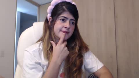 Snapshot of skyler1195 chatting on 03-07-25, 11:38 Skyler online show from 03-07-25, 11:38