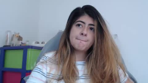 Snapshot of skyler1195 chatting on 03-09-25, 06:00 Skyler online show from 03-09-25, 06:00