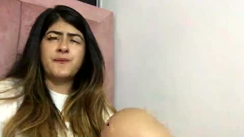 Snapshot of skyler1195 chatting on 09-13-25, 01:27 Skyler online show from 09-13-25, 01:27