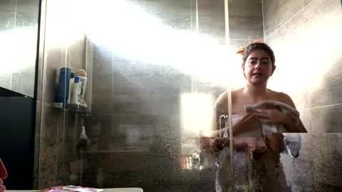 Snapshot of skyler1195 chatting on 10-06-25, 09:34 Skyler online show from 10-06-25, 09:34