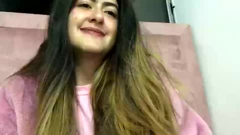 Snapshot of skyler1195 chatting on 10-18-25, 02:36 Skyler online show from 10-18-25, 02:36