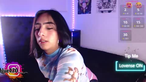 Snapshot of skyler__blue4 chatting on 11-09-25, 09:46 blue online show from 11-09-25, 09:46