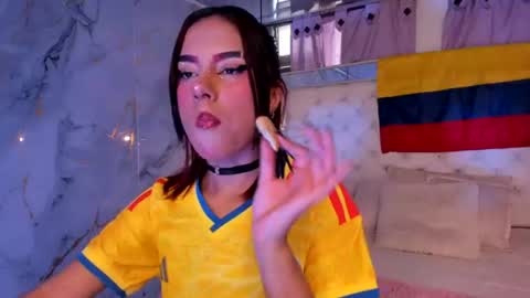 Snapshot of skyler_rouse chatting on 06-17-26, 07:37 skyler_rouse online show from 06-17-26, 07:37