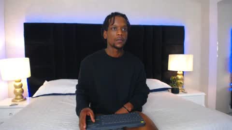 SKYLERBIGXXX online show from 06-18-26, 09:14