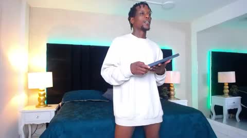 SKYLERBIGXXX online show from 07-07-26, 04:04