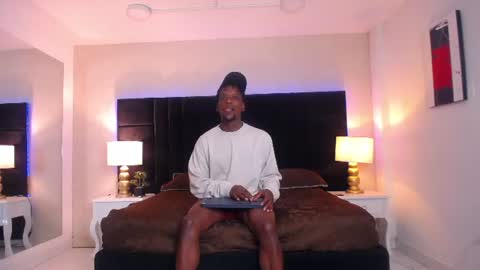SKYLERBIGXXX online show from 07-12-26, 03:41