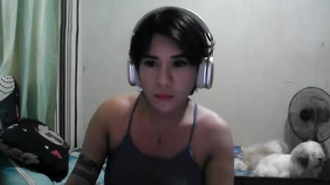 Snapshot of skylerfox90210 chatting on 01-08-26, 02:03 Skylersworld online show from 01-08-26, 02:03