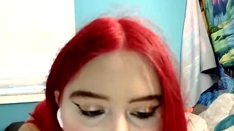 Snapshot of skylerrayy chatting on 11-12-25, 08:41 skylerrayy online show from 11-12-25, 08:41