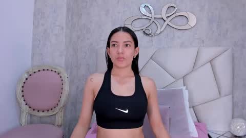 Snapshot of skylerwhite02 chatting on 09-09-25, 07:57 Skyler online show from 09-09-25, 07:57