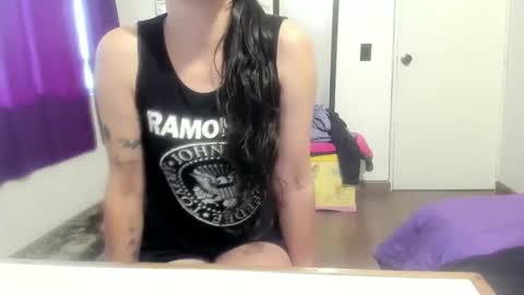 skyler online show from 11-23-25, 09:14