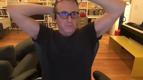 Skyline3371 online show from 12-16-24, 06:10