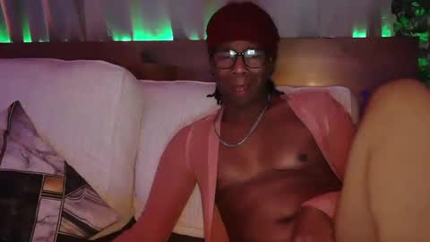 skyonetoo3 online show from 02-22-25, 08:40