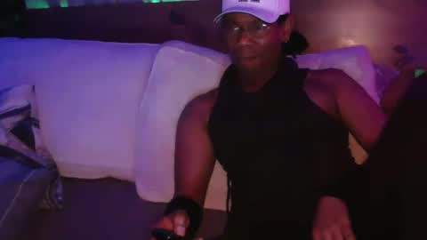 skyonetoo3 online show from 03-03-25, 05:31