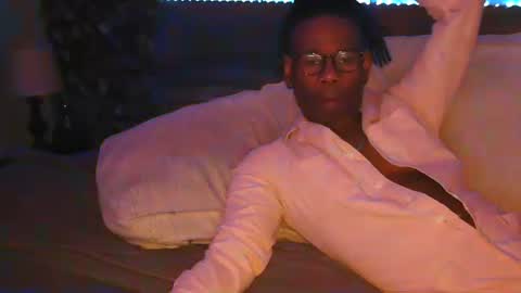 skyonetoo3 online show from 10-25-25, 08:33