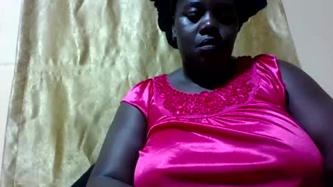 Snapshot of skyra1 chatting on 12-29-24, 10:47 skyra1 online show from 12-29-24, 10:47