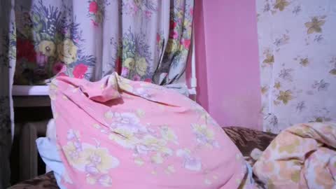 skyressie333 online show from 01-06-25, 03:40