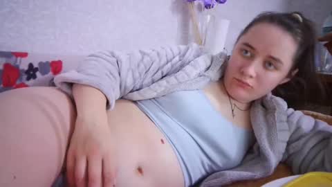 skyressie333 online show from 03-06-25, 05:43