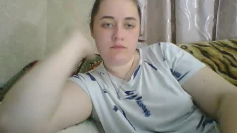 skyressie333 online show from 04-08-26, 07:14