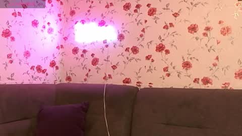 Snapshot of skysupernova chatting on 11-02-25, 03:25 Sky online show from 11-02-25, 03:25