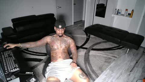 Snapshot of slangondemhoes chatting on 03-06-25, 05:03 nasty twitter KASHCARTERATL online show from 03-06-25, 05:03