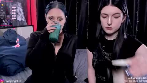 Hi We are Iva and Angela Nice to meet u 3 online show from 01-09-26, 05:37