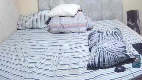 slender_sweetbabe online show from 04-14-26, 01:17