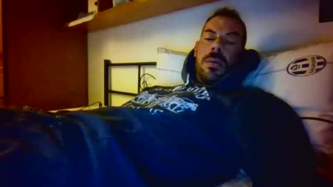 slevin online show from 11-16-25, 02:44