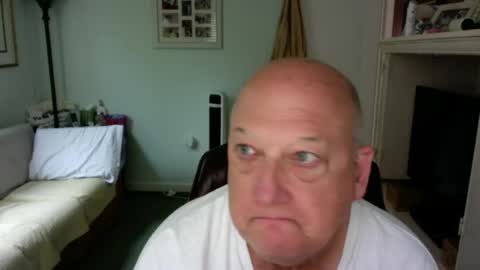 slick50000 online show from 06-12-26, 01:43