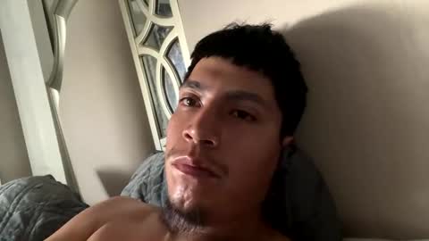 Snapshot of slickbadboy chatting on 11-01-25, 07:16 slickbadboy online show from 11-01-25, 07:16